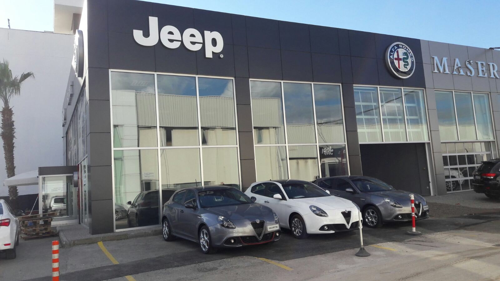 ANTALYA MASERATİ SHOWROOM - SERVİS İNŞAATI ve JEEP SHOWROOM YENİLEME İŞİ