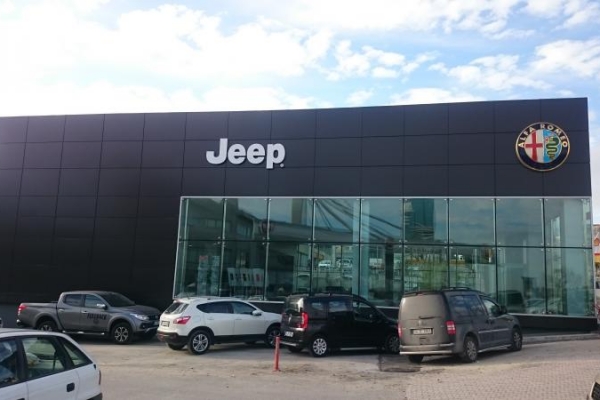 ALFA ROMEO VE JEEP SHOWROOM BİNASI