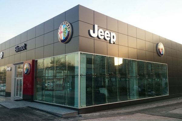 ALFA ROMEO VE JEEP SHOWROOM BİNASI