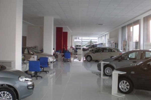 Adana Birmot ve Otokoç Showroom Renovasyonları